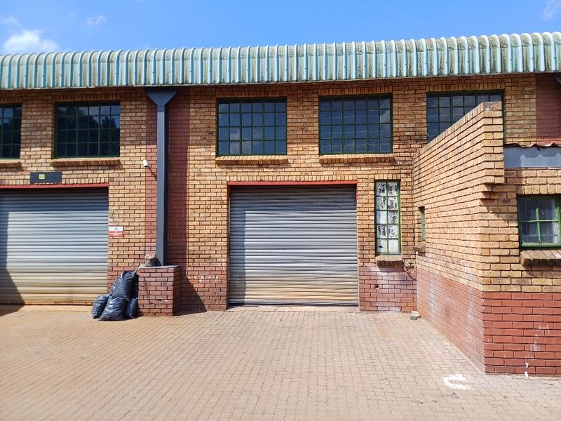 Warehouse/ Factory/ Office To Let in Hennopspark, Centurion.