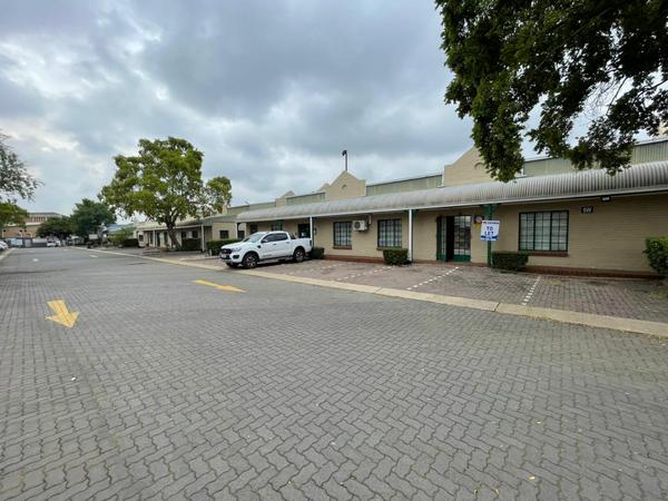 Industrial Property For Rent in Hennopspark, Centurion